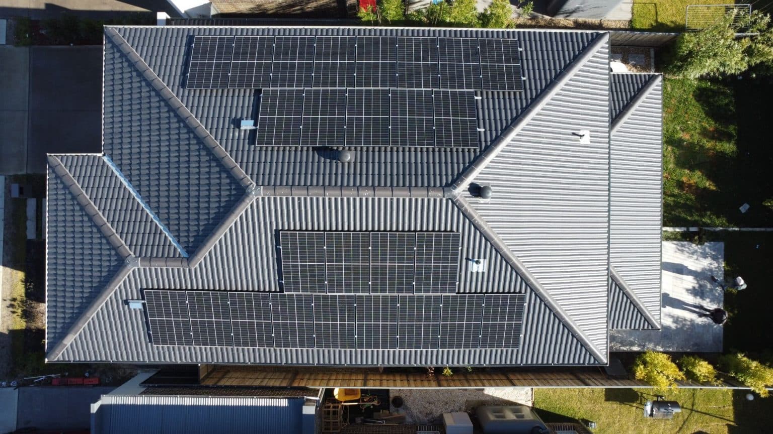 how much do solar panel cost